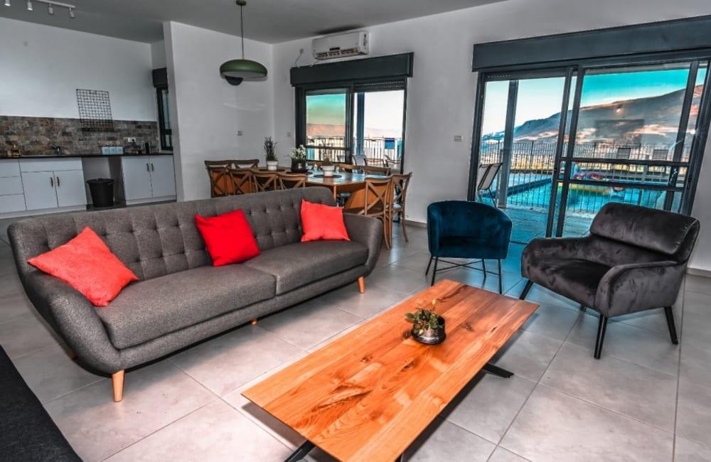 96878 גלריית פנים, וילה מול כנרת וארבל, וילה  במגדל וילות - Vila