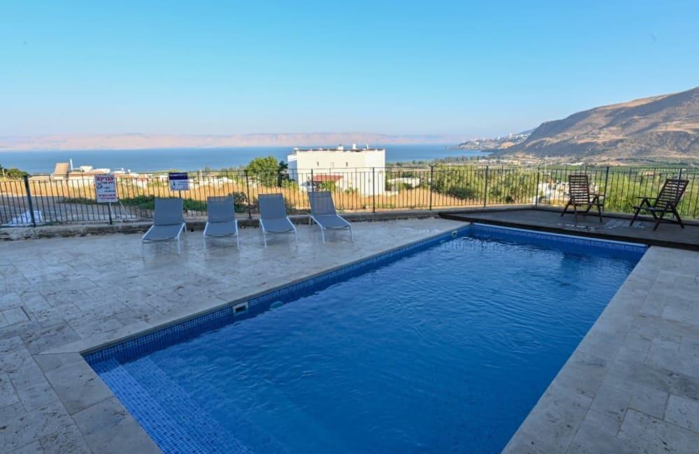 96889 גלריית חוץ, וילה מול כנרת וארבל, וילה  במגדל וילות - Vila