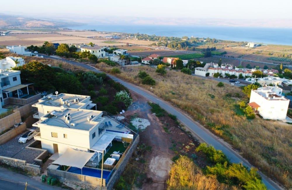 96896 גלריית חוץ, וילה מול כנרת וארבל, וילה  במגדל וילות - Vila