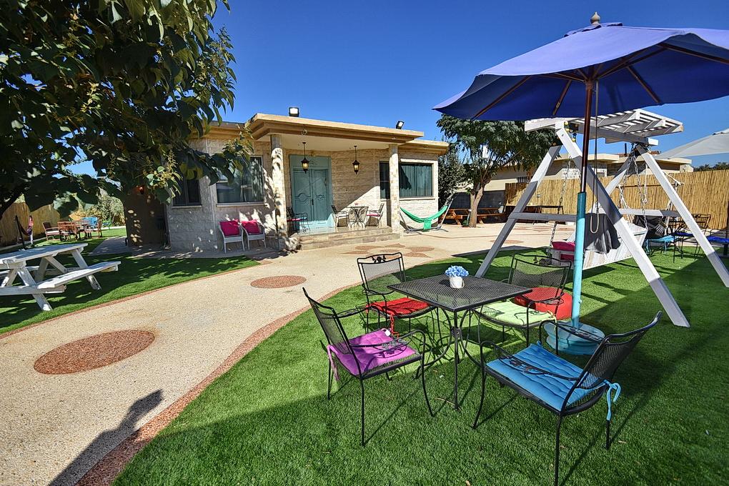 98221 המתחם החיצוני, אצולת אירופה - ספסופה, וילה  בספסופה וילות - Vila