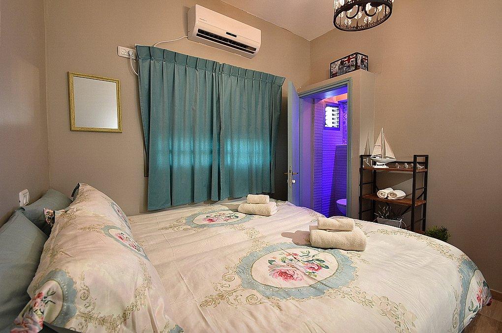 98228 המתחם הפנימי, אצולת אירופה - ספסופה, וילה  בספסופה וילות - Vila