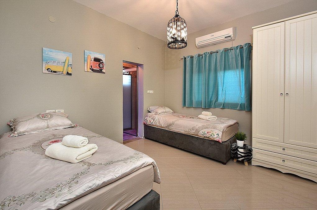 98235 המתחם הפנימי, אצולת אירופה - ספסופה, וילה  בספסופה וילות - Vila