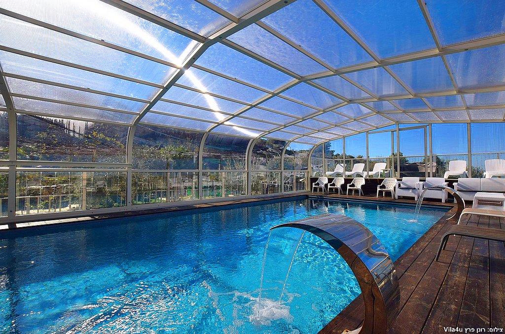 99245 המתחם בחורף, וילה הורייזן, וילה  בירכא וילות - Vila