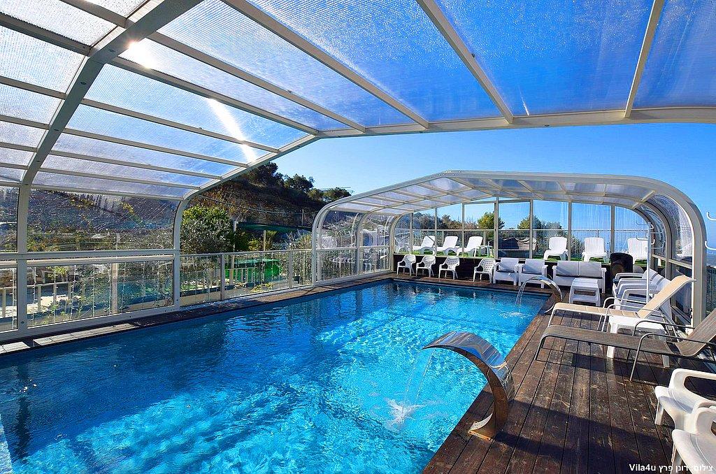 99249 המתחם בחורף, וילה הורייזן, וילה  בירכא וילות - Vila