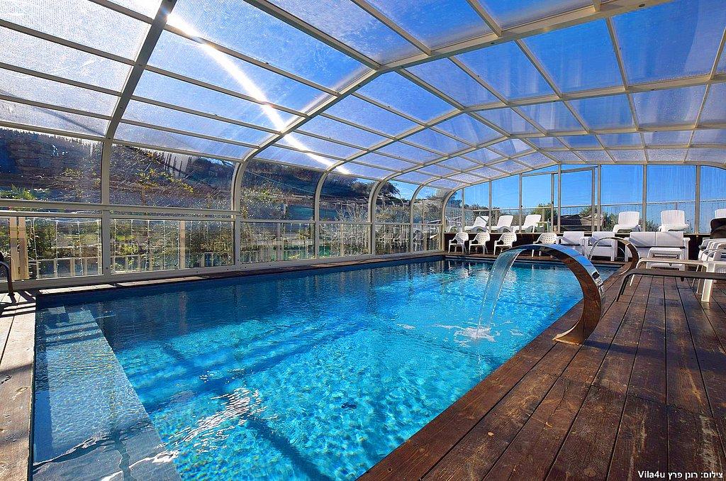 99250 המתחם בחורף, וילה הורייזן, וילה  בירכא וילות - Vila