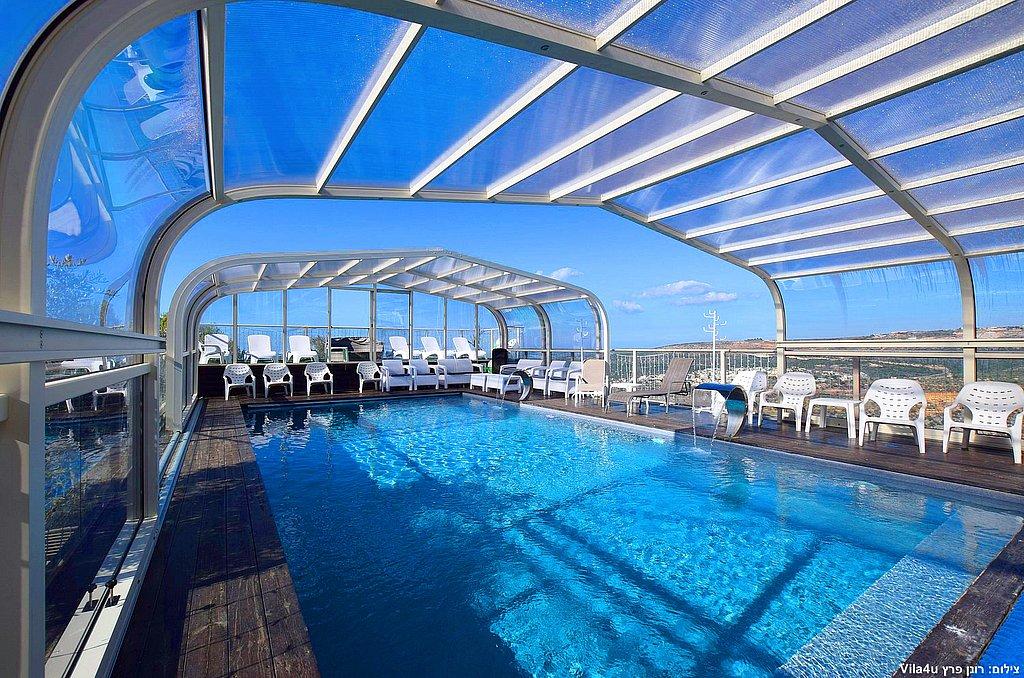 99251 המתחם בחורף, וילה הורייזן, וילה  בירכא וילות - Vila