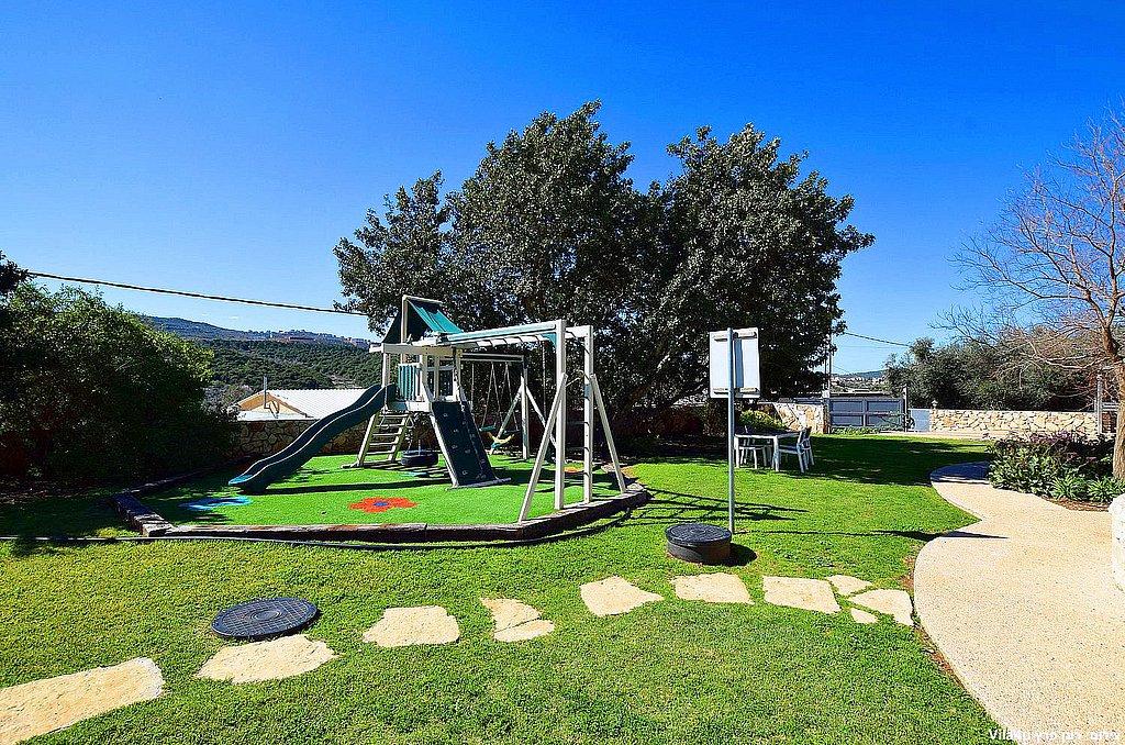 100044 מתחם חיצוני, וילה פלטינה, וילה  בפקיעין החדשה וילות - Vila