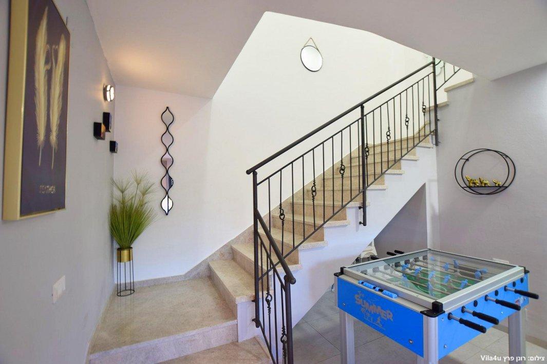 100426 פנים הוילה והחדרים, אחוזת אגם כנרת, וילה  במגדל וילות - Vila