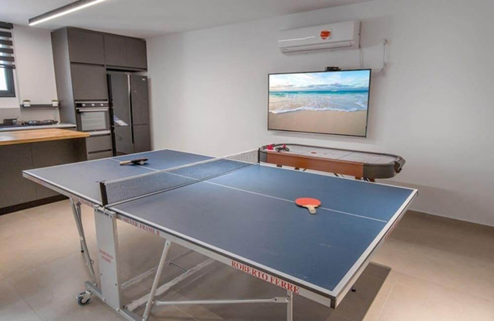 חדר פנאי כללי, ארכיטקט ביץ' האוס, וילה  בחדרה וילות - Vila