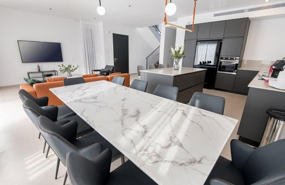 סלון כללי, ארכיטקט ביץ' האוס, וילה  בחדרה וילות - Vila