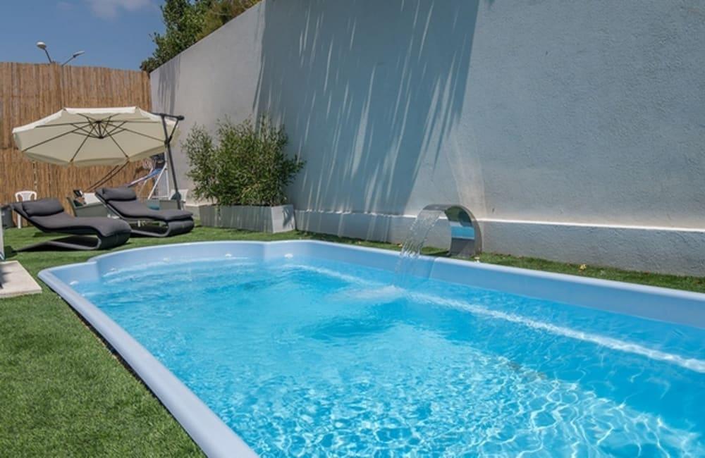 בריכה כללי, ארכיטקט ביץ' האוס, וילה  בחדרה וילות - Vila