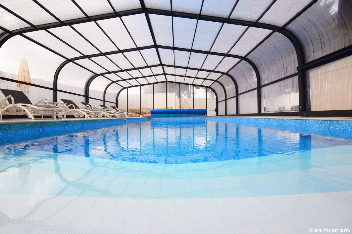 100864 גלריית חוץ, אחוזת עומרי, וילה  בצוריאל וילות - Vila