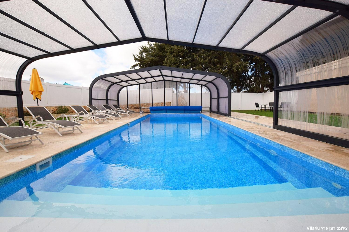 100868 גלריית חוץ, אחוזת עומרי, וילה  בצוריאל וילות - Vila