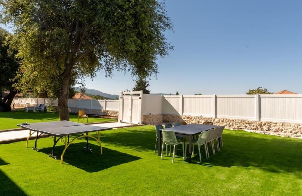 100886 גלריית חוץ, אחוזת עומרי, וילה  בצוריאל וילות - Vila