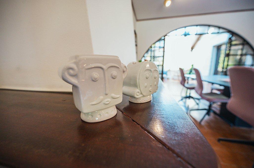 102904 פנים הוילה ומתחם הפטיו, וילה תכלת מול הים, וילה  בהרצליה פיתוח וילות - Vila