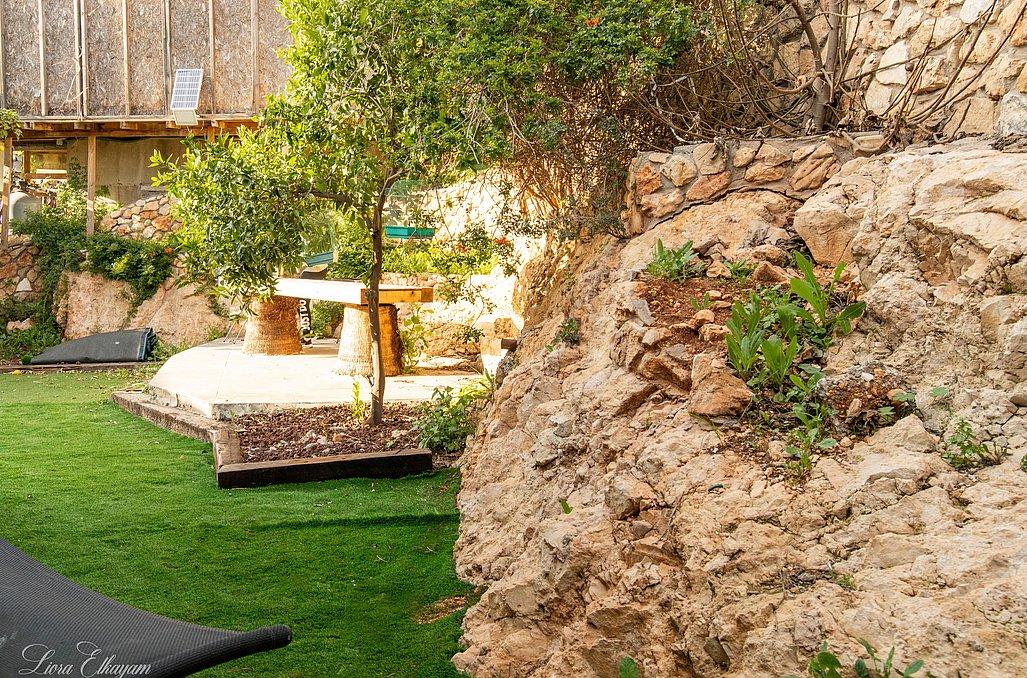 105206 מתחם החצר, הוילה הסודית שלי, וילה  בכפר חנניה וילות - Vila