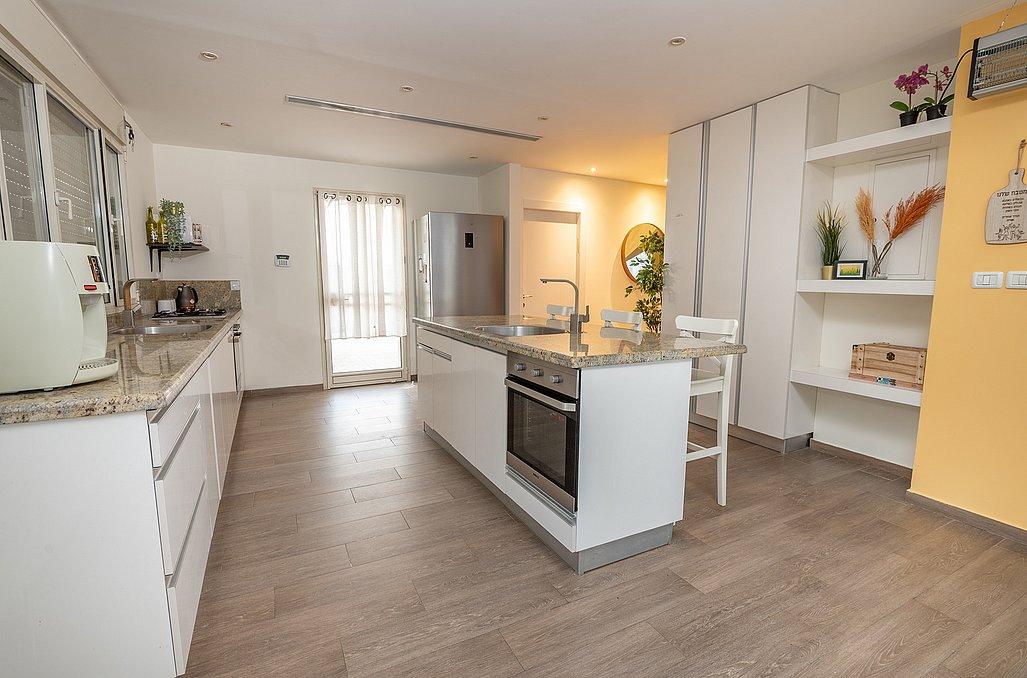 107735 גלריה כללית, בין הר לכנרת, וילה  ביבנאל וילות - Vila