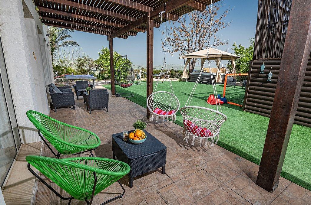 107817 מתחם חיצוני, בין הר לכנרת, וילה  ביבנאל וילות - Vila