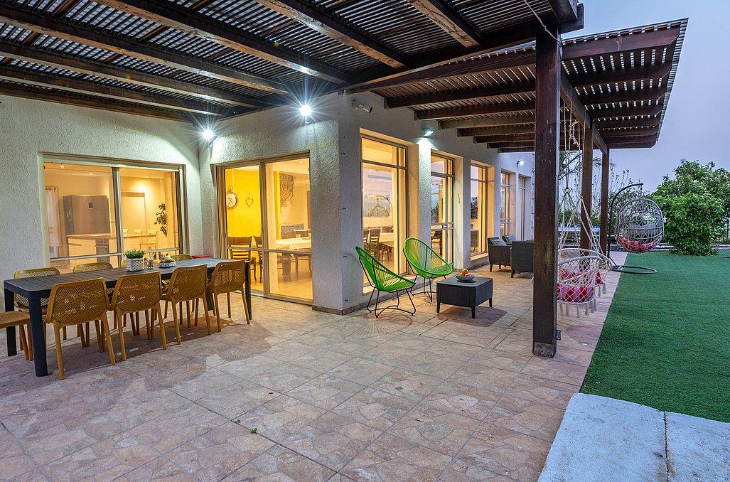 107819 מתחם חיצוני, בין הר לכנרת, וילה  ביבנאל וילות - Vila