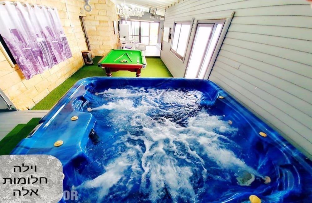 108308 מתחם הבריכה, וילה חלומות אלה, וילה  בחצור הגלילית וילות - Vila