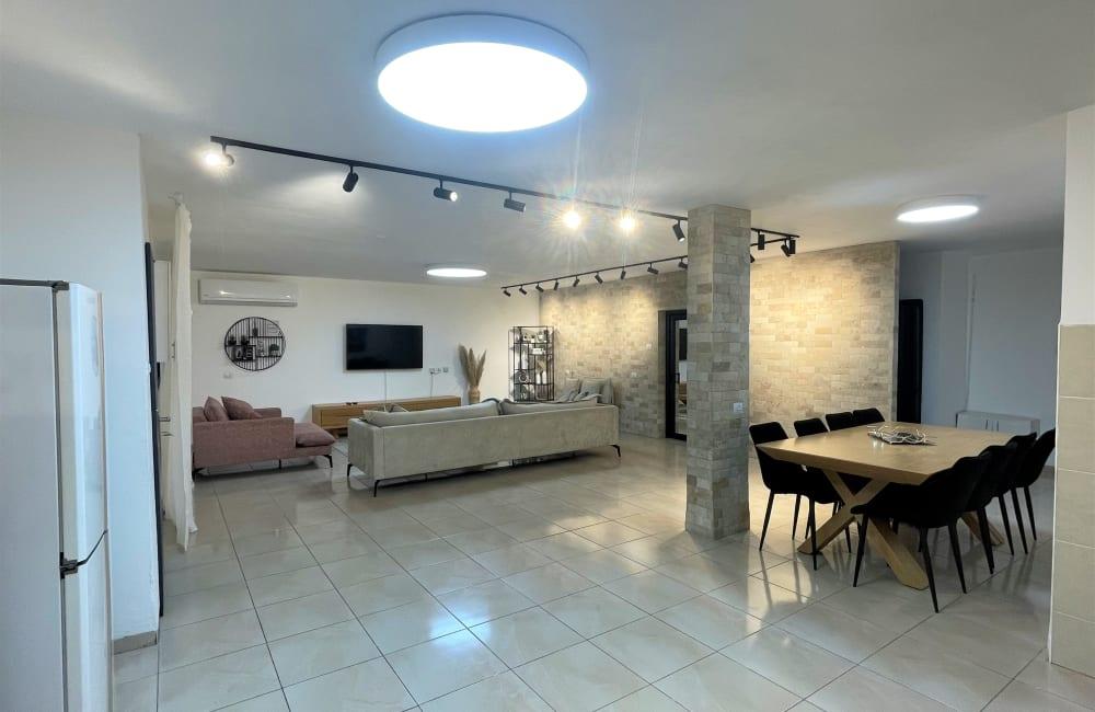 108321 מתחם פנימי, וילה חלומות אלה, וילה  בחצור הגלילית וילות - Vila