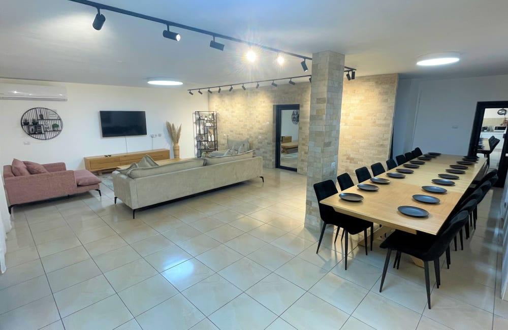 108329 מתחם פנימי, וילה חלומות אלה, וילה  בחצור הגלילית וילות - Vila