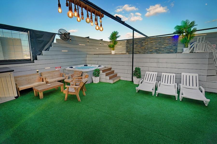 110187 המתחם החיצוני, סיטי רוף - City Roof, וילה  בפתח תקווה וילות - Vila