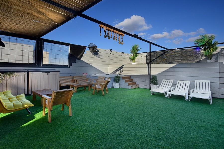 110188 המתחם החיצוני, סיטי רוף - City Roof, וילה  בפתח תקווה וילות - Vila