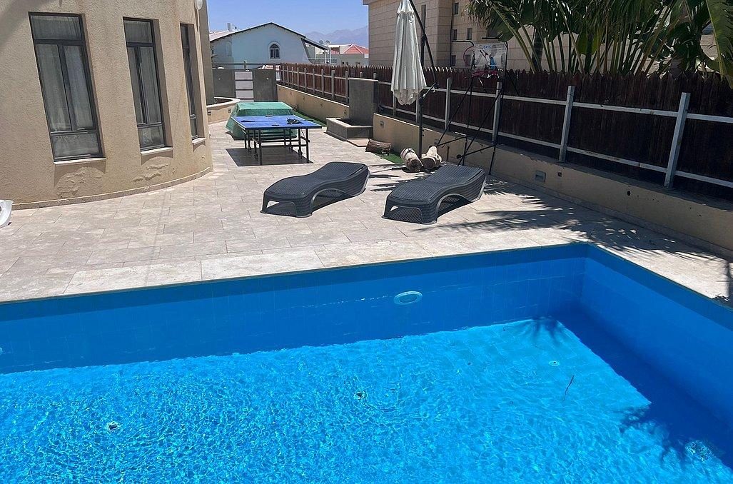 111810 מתחם חיצוני, וילה דובדבן, וילה  באילת וילות - Vila