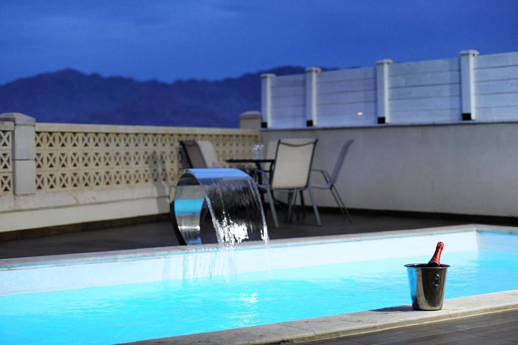 113017 מתחם הבריכה והנוף, sea view & pool eilat - סי וויו אנד פול אילת, וילה  באילת וילות - Vila