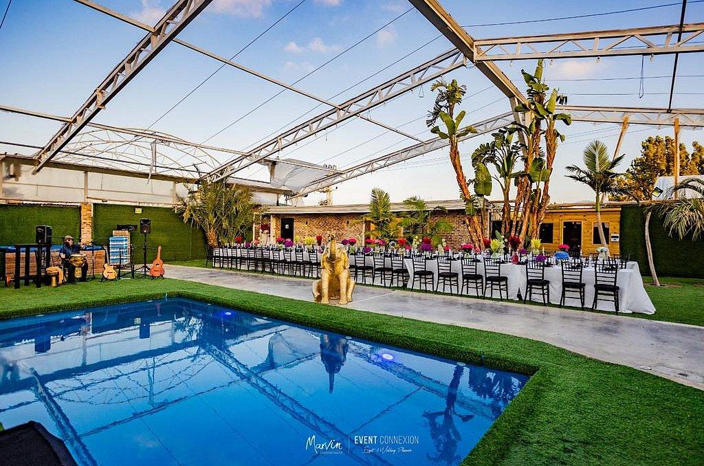 113330 מתחם חיצוני ובריכה, בית האצילים איוונטס, וילה  בנתניה וילות - Vila