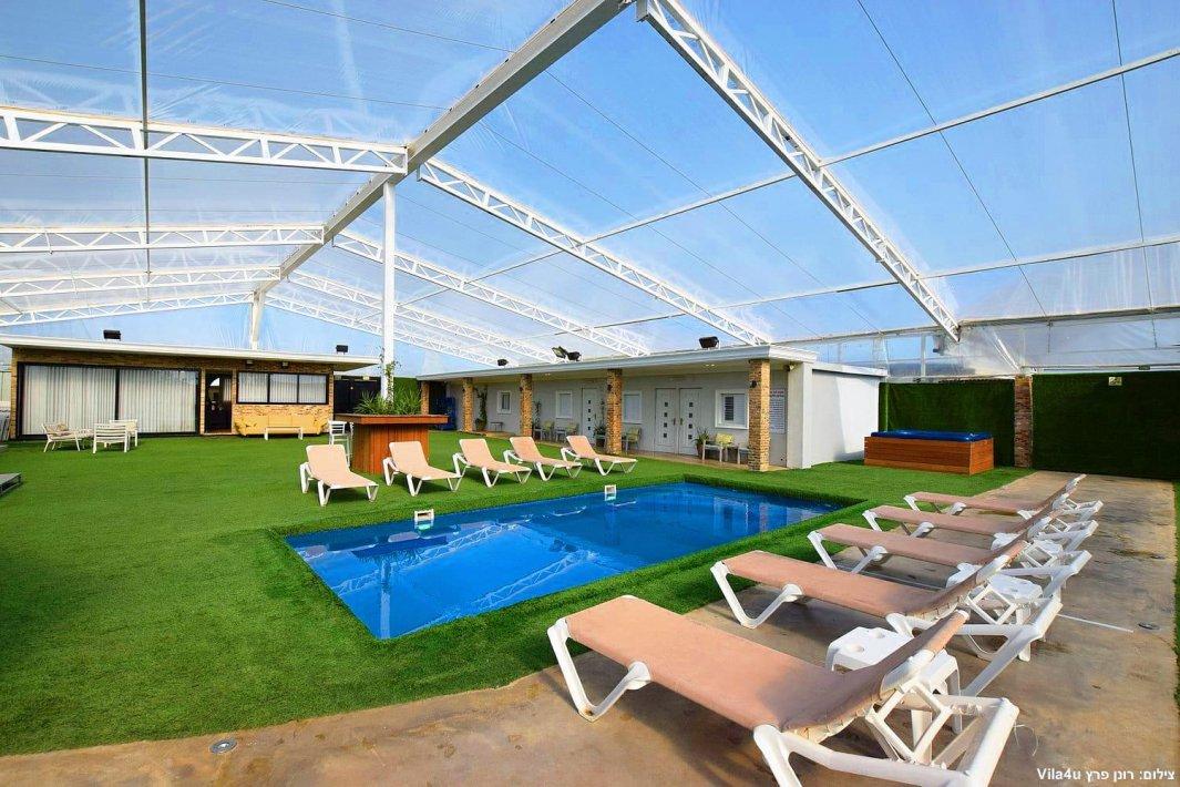 118391 המתחם המקורה בחורף, בית האצילים איוונטס, וילה  בנתניה וילות - Vila