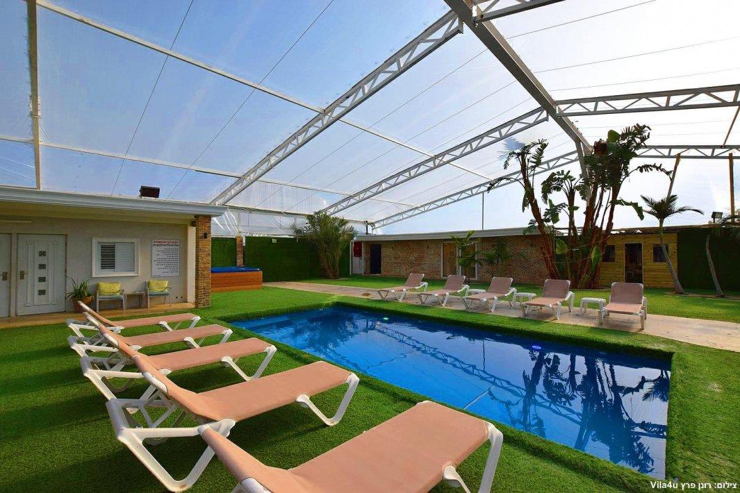 118398 המתחם המקורה בחורף, בית האצילים איוונטס, וילה  בנתניה וילות - Vila