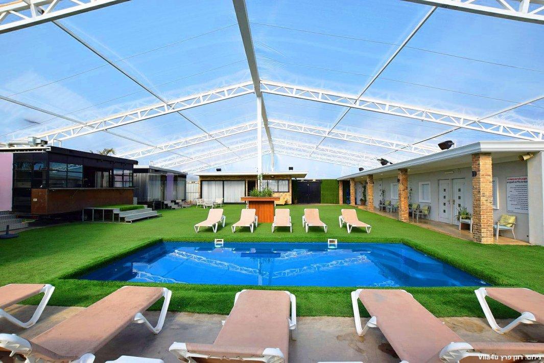 118404 המתחם המקורה בחורף, בית האצילים איוונטס, וילה  בנתניה וילות - Vila