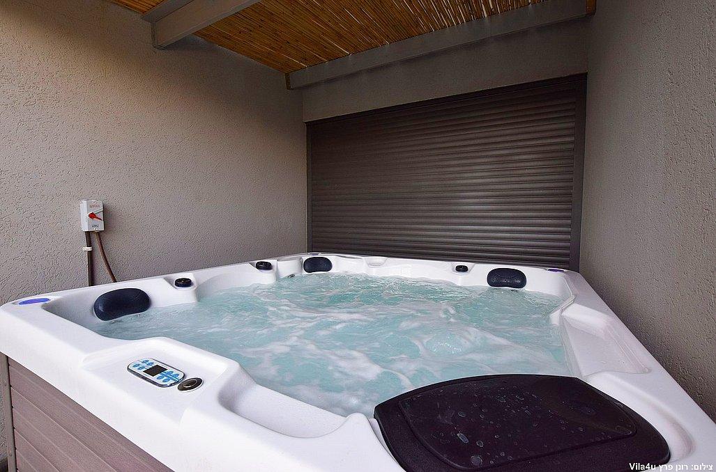 119965 המתחם החיצוני, וילה מליה - Villa Melia, וילה  בקצרין וילות - Vila