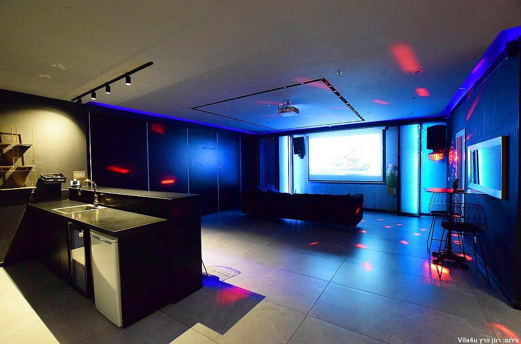 120218 לופט בלו, מתחם בי 555, וילה  בפתח תקווה וילות - Vila