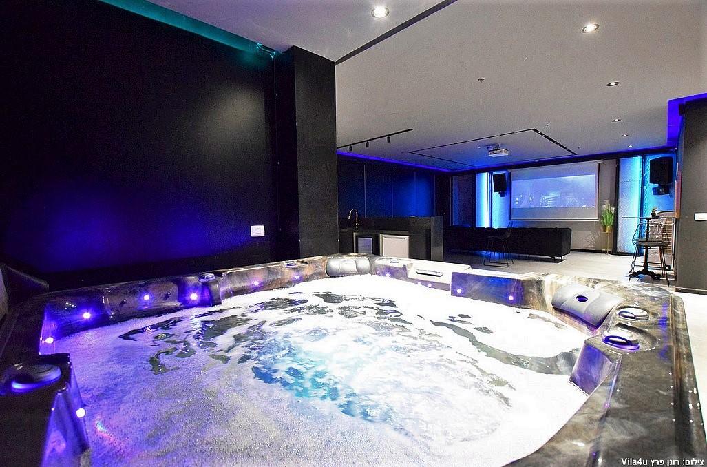 120230 לופט בלו, מתחם בי 555, וילה  בפתח תקווה וילות - Vila