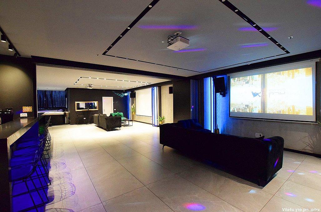 120300 דאבל- 2 הלופטים יחד, מתחם בי 555, וילה  בפתח תקווה וילות - Vila