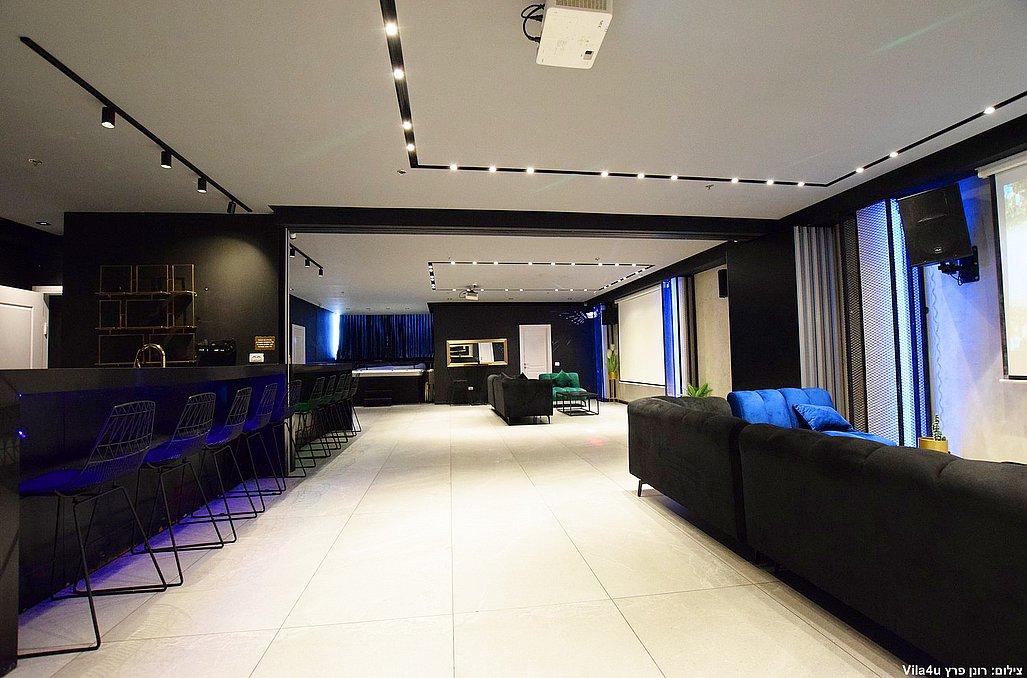 120301 דאבל- 2 הלופטים יחד, מתחם בי 555, וילה  בפתח תקווה וילות - Vila