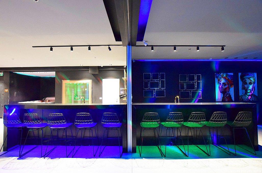 120305 דאבל- 2 הלופטים יחד, מתחם בי 555, וילה  בפתח תקווה וילות - Vila