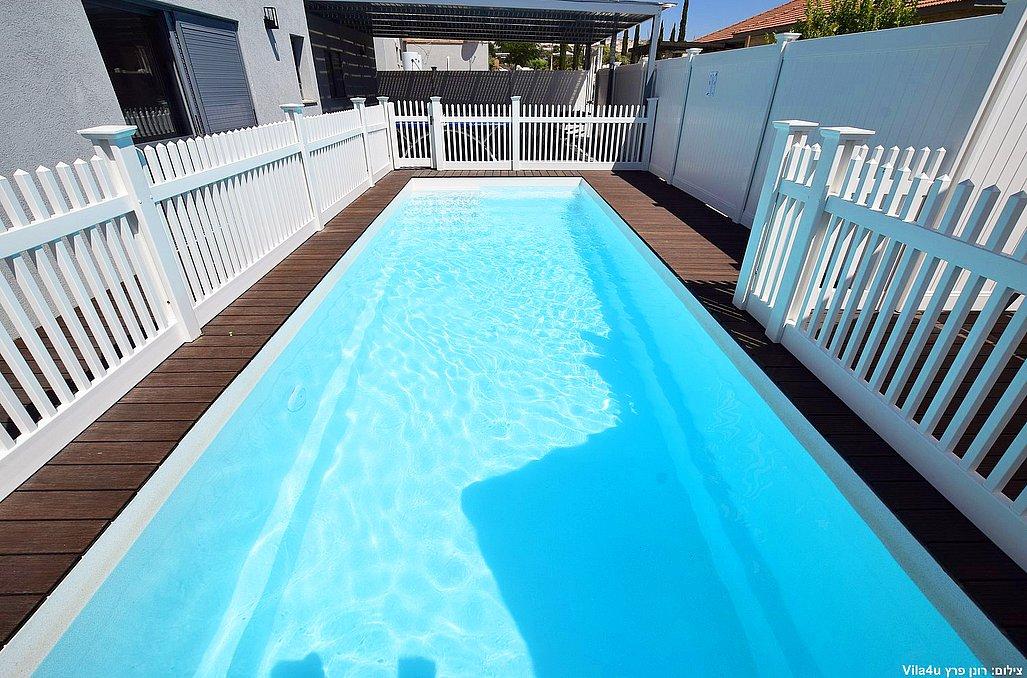 120934 המתחם החיצוני, אחוזת לי ריזורט, וילה  בזכריה וילות - Vila