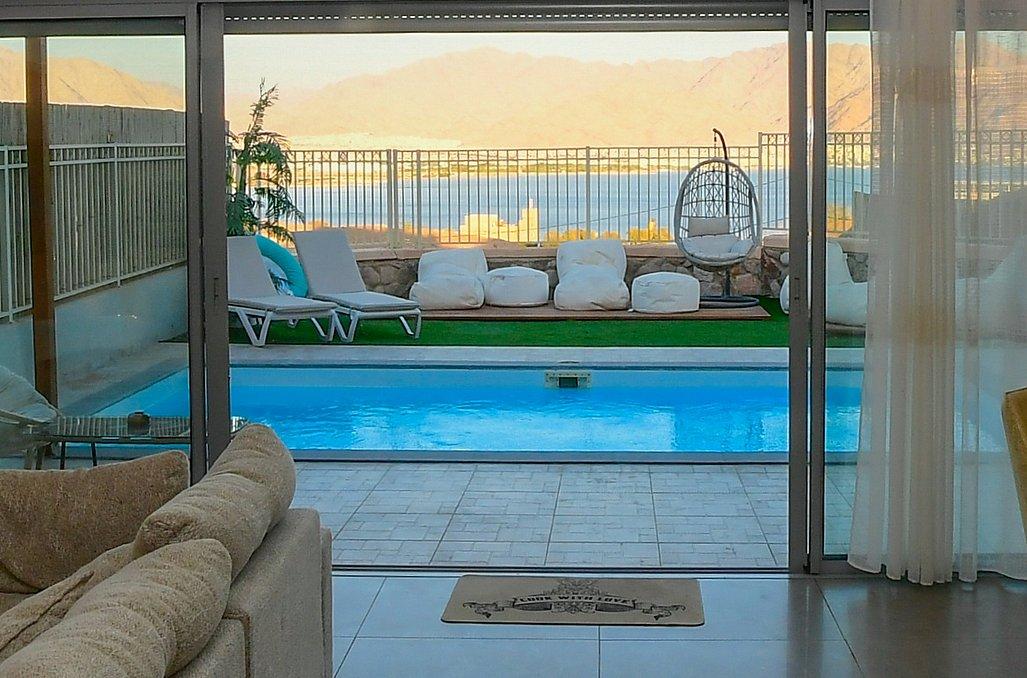 122396 המתחם החיצוני, לה בל בוטיק אילת, וילה  באילת וילות - Vila