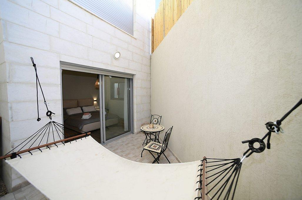 122397 המתחם החיצוני, לה בל בוטיק אילת, וילה  באילת וילות - Vila