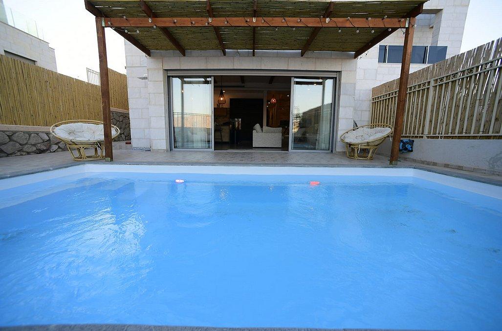 122399 המתחם החיצוני, לה בל בוטיק אילת, וילה  באילת וילות - Vila