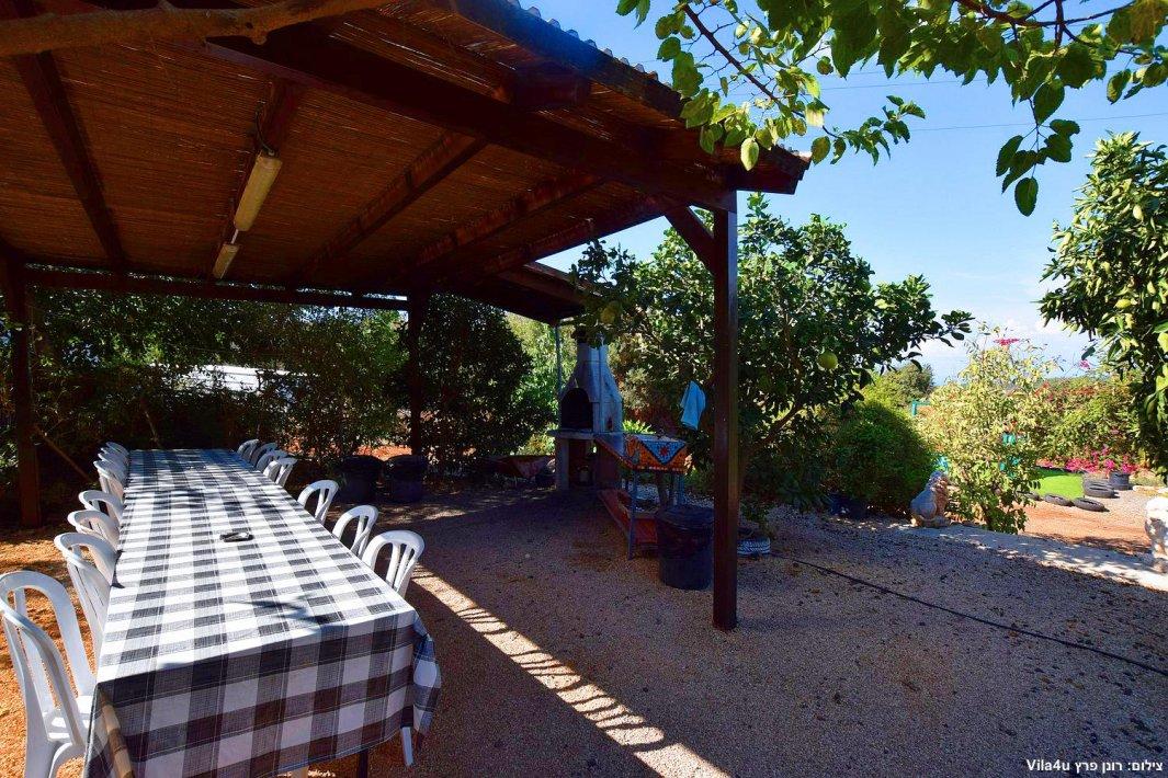 122796 מתחם החיצוני, וילה אחוזת כרמל, וילה  בעין יעקב וילות - Vila