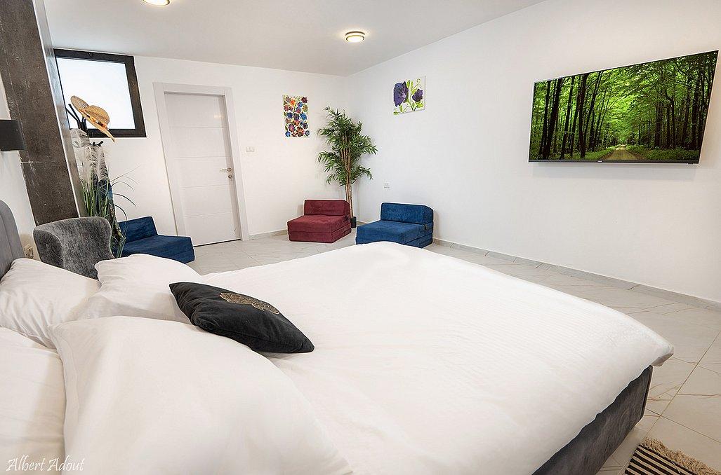 125069 גלריית פנים, סוויטות אבן חן, וילה  בזרעית וילות - Vila