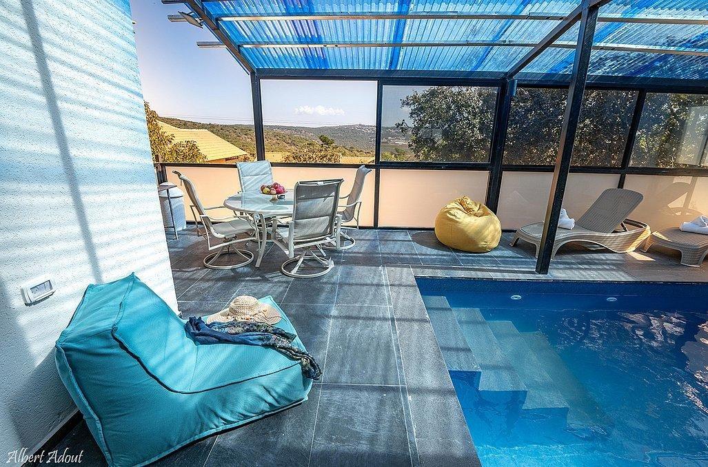 125334 גלריית חוץ, סוויטות אבן חן, וילה  בזרעית וילות - Vila