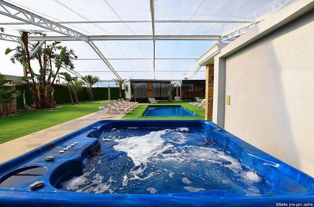 130309 גלריה כללית, בית האצילים איוונטס, וילה  בנתניה וילות - Vila