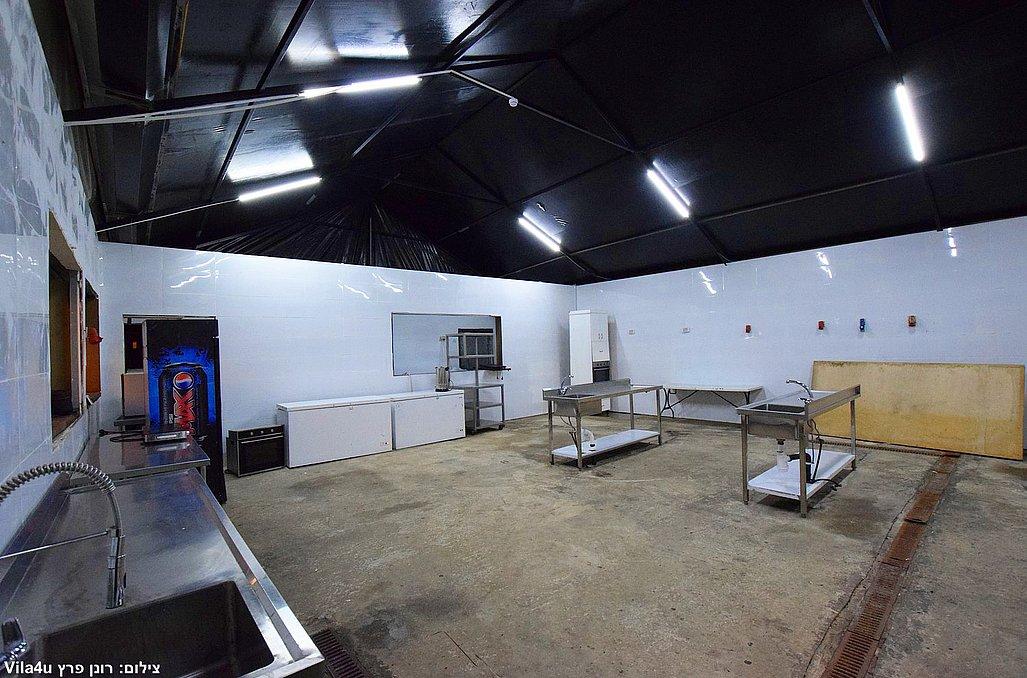 130323 מתחם פנימי, בית האצילים איוונטס, וילה  בנתניה וילות - Vila