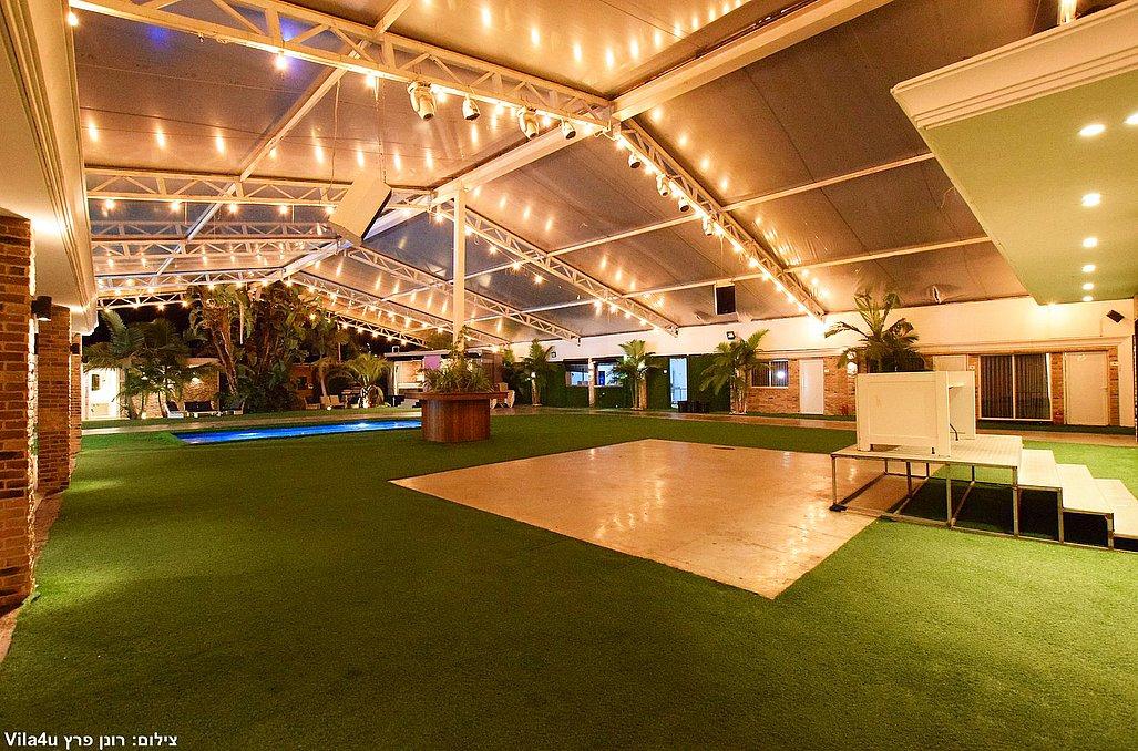 130342 המתחם המקורה בחורף, בית האצילים איוונטס, וילה  בנתניה וילות - Vila